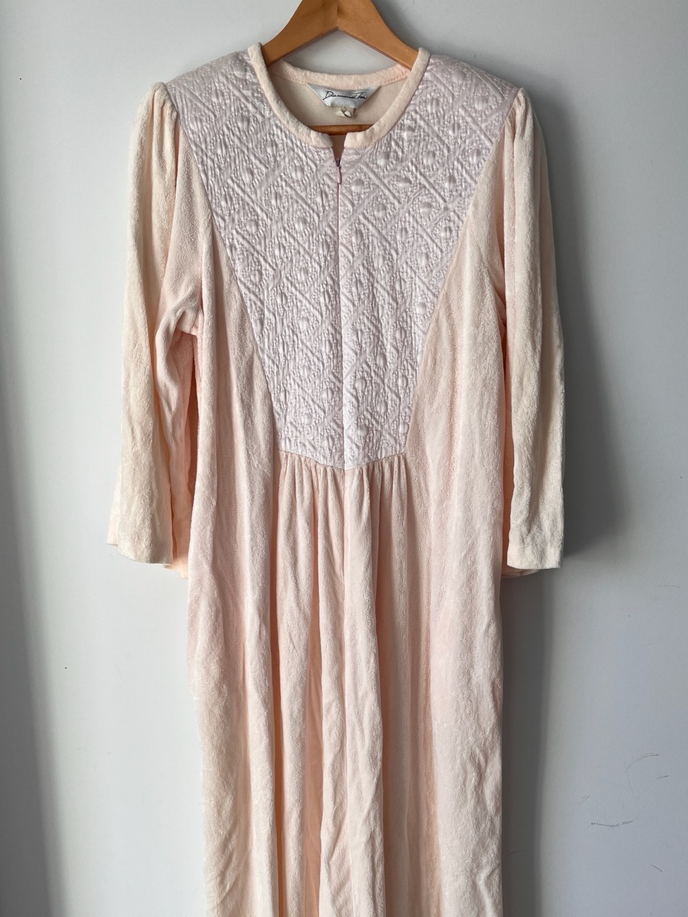 ⭐ 3/$30 Eligible⭐️ Diamond Tea House Long Robe Dress | Sz M | Classic Loungewear